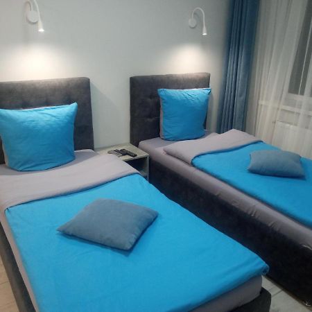 Апартаменты Weekend Inn Uzjhorod Exteriör bild