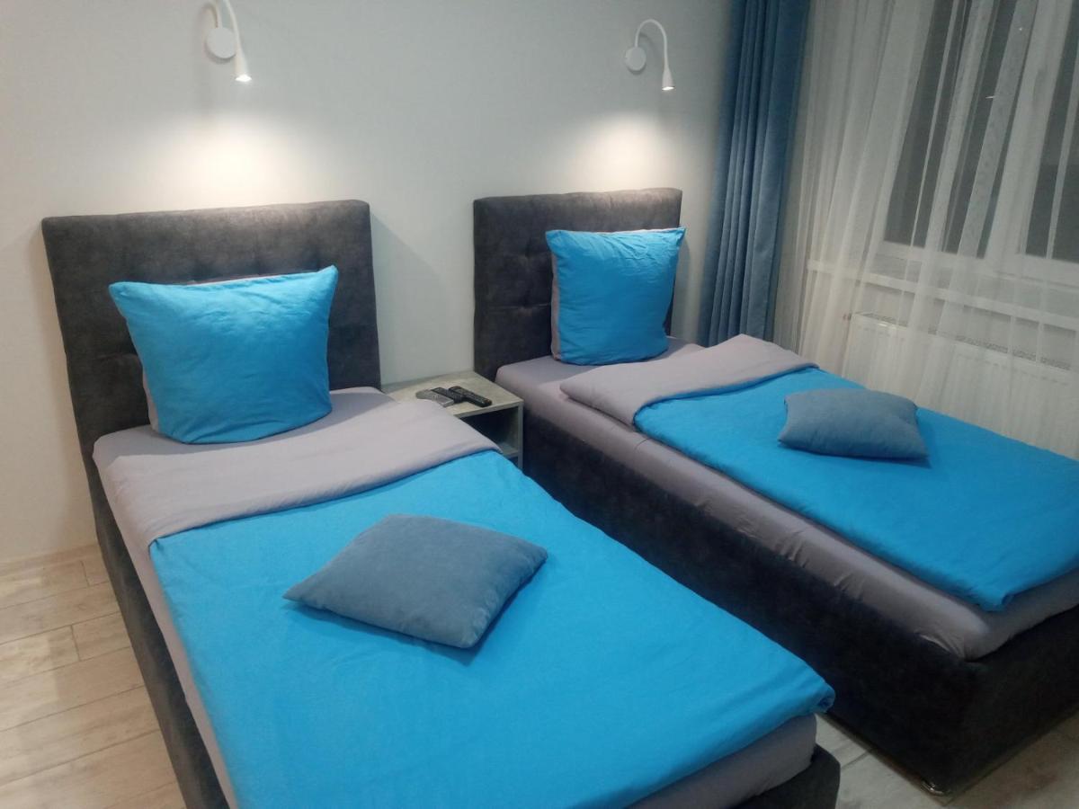 Апартаменты Weekend Inn Uzjhorod Exteriör bild