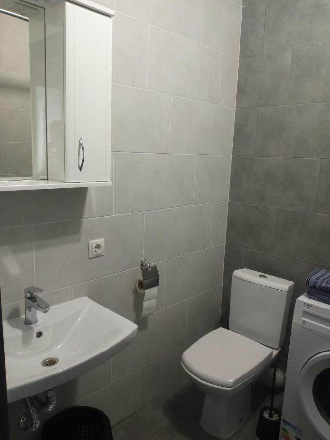 Апартаменты Weekend Inn Uzjhorod Exteriör bild