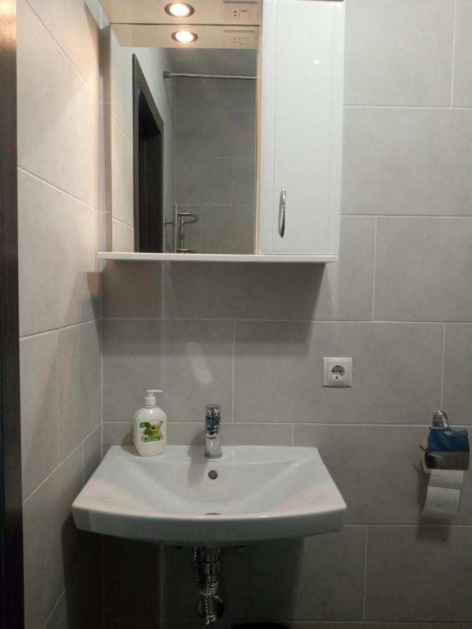 Апартаменты Weekend Inn Uzjhorod Exteriör bild