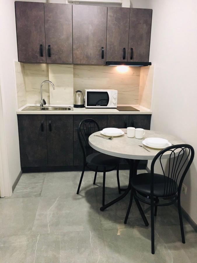 Апартаменты Weekend Inn Uzjhorod Exteriör bild